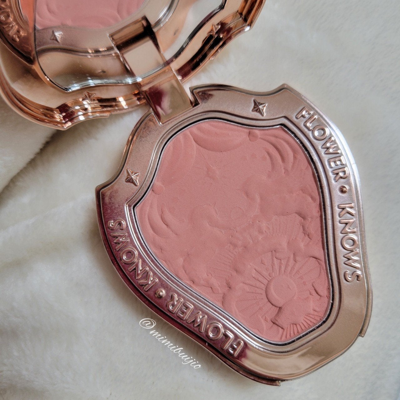 クリスタルユニコーンシリーズ チークブラッシュ/FlowerKnows/パウダーチークを使ったクチコミ(4枚目)