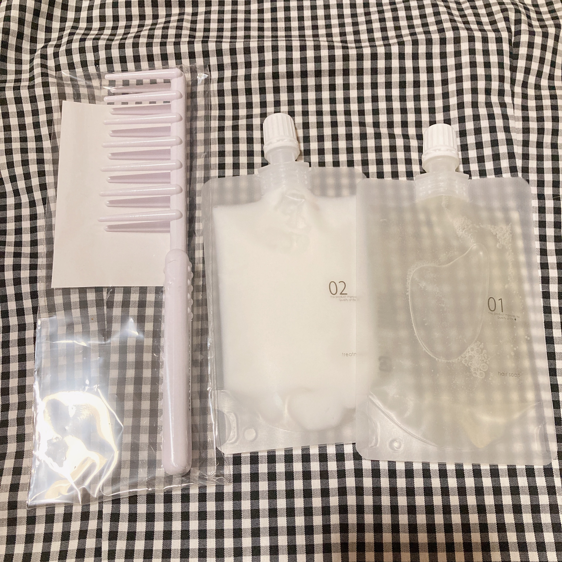 ヘアケアトライアルセット/QUEEN'S BATHROOM/トライアルキットを使ったクチコミ（2枚目）