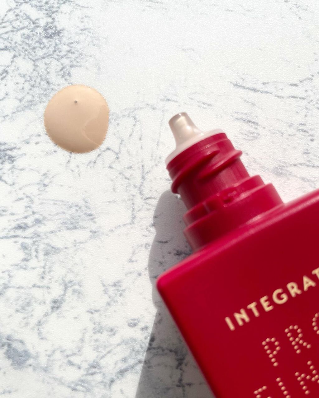 プロフィニッシュリキッド/インテグレート/リキッドファンデーションを使ったクチコミ(3枚目)