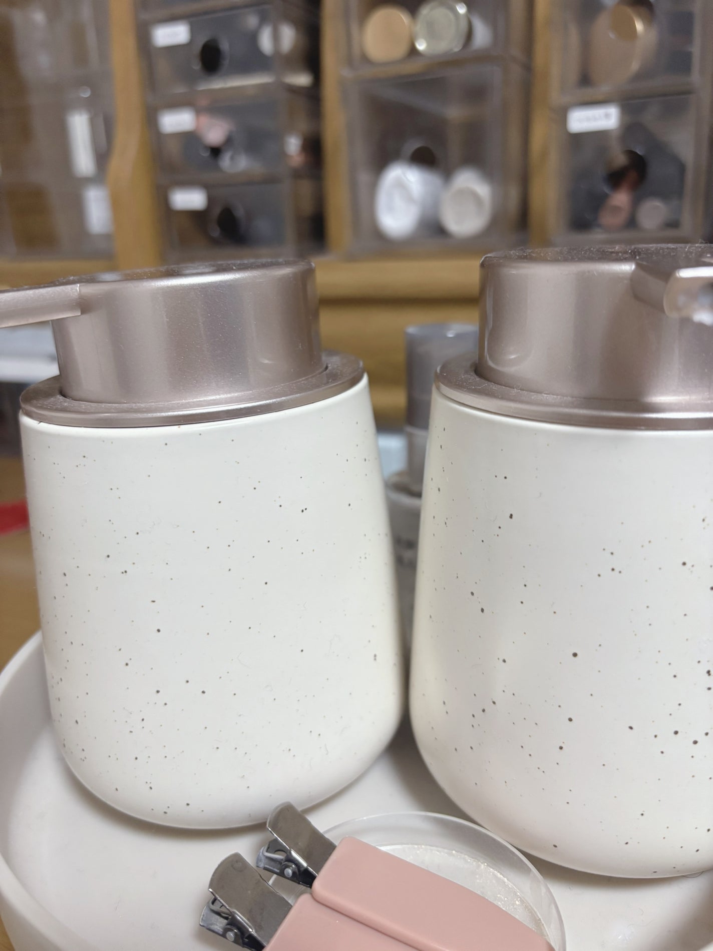 とおと on LIPS 「#コスメ収納コンテスト#コスメ収納コスメ収納はまだまだ模索中だ..」(3枚目)