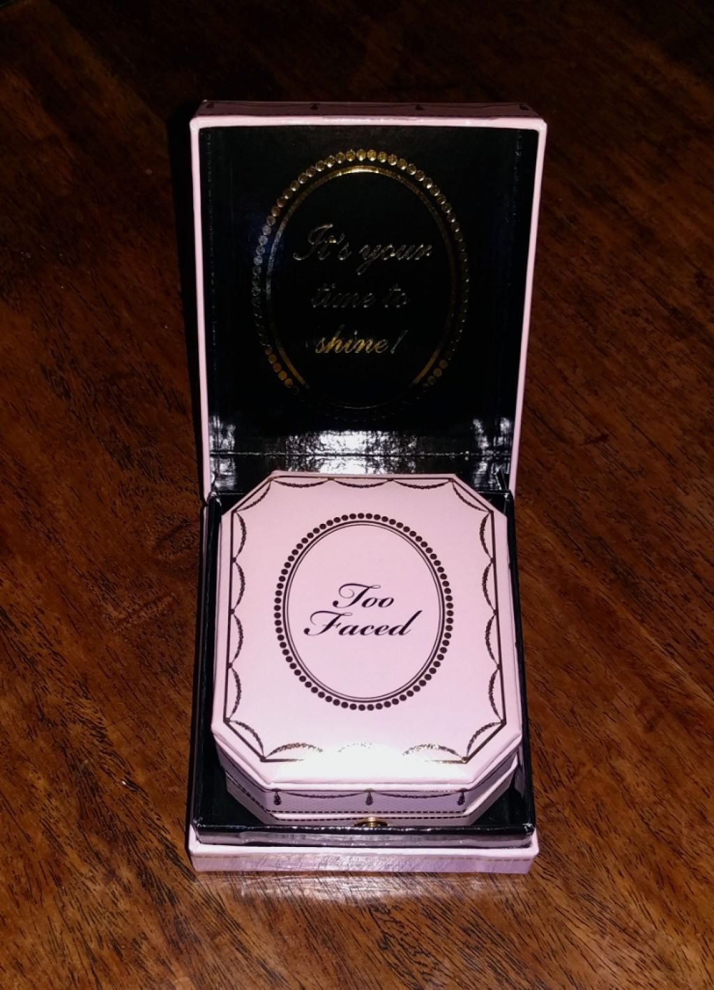 ダイヤモンドライト ハイライター ブラシ/Too Faced/メイクブラシを使ったクチコミ（2枚目）