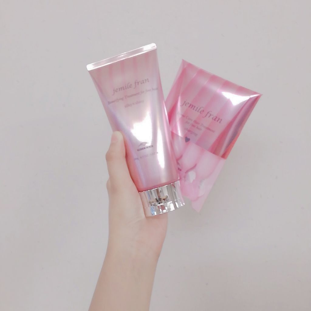 トリートメント シルキーシャイニー さらツヤタイプ/ジェミールフラン/洗い流すヘアトリートメントを使ったクチコミ（2枚目）