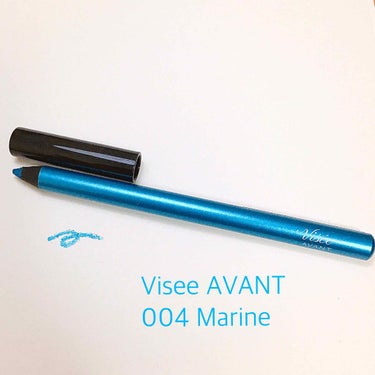 Visee AVANT リップ& アイカラー ペンシル
(004 グリッターブルー)

ペンシルタイプのリップライナー兼アイライナーという万能な優れものです

夏のメイクで青で攻めたい、
アクセントが欲
