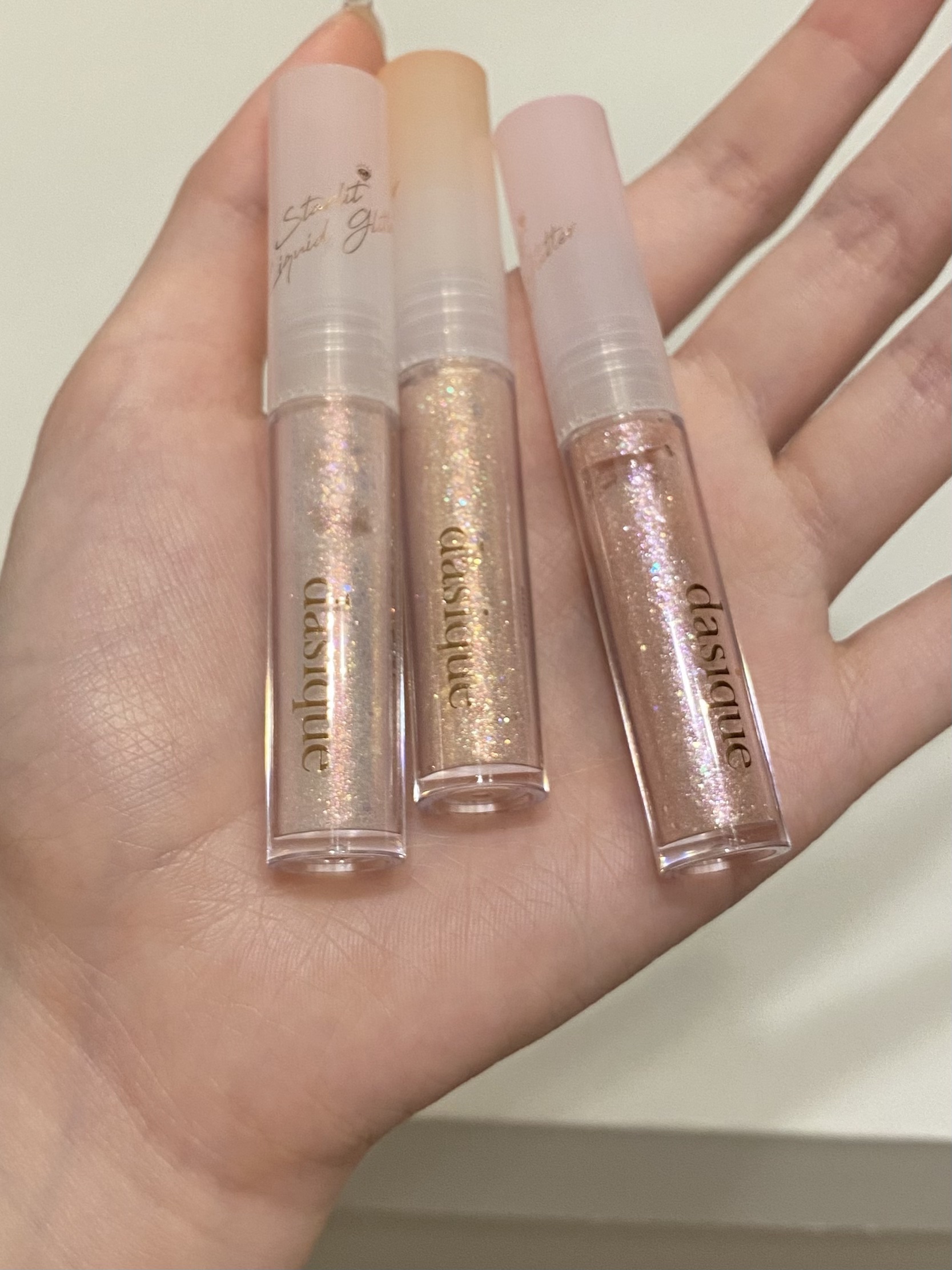 スターリットジュエルリキッドグリッター/dasique/グリッターを使ったクチコミ（3枚目）