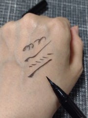 パワーオブアイライナー リキッド/LB/リキッドアイライナーを使ったクチコミ(2枚目)