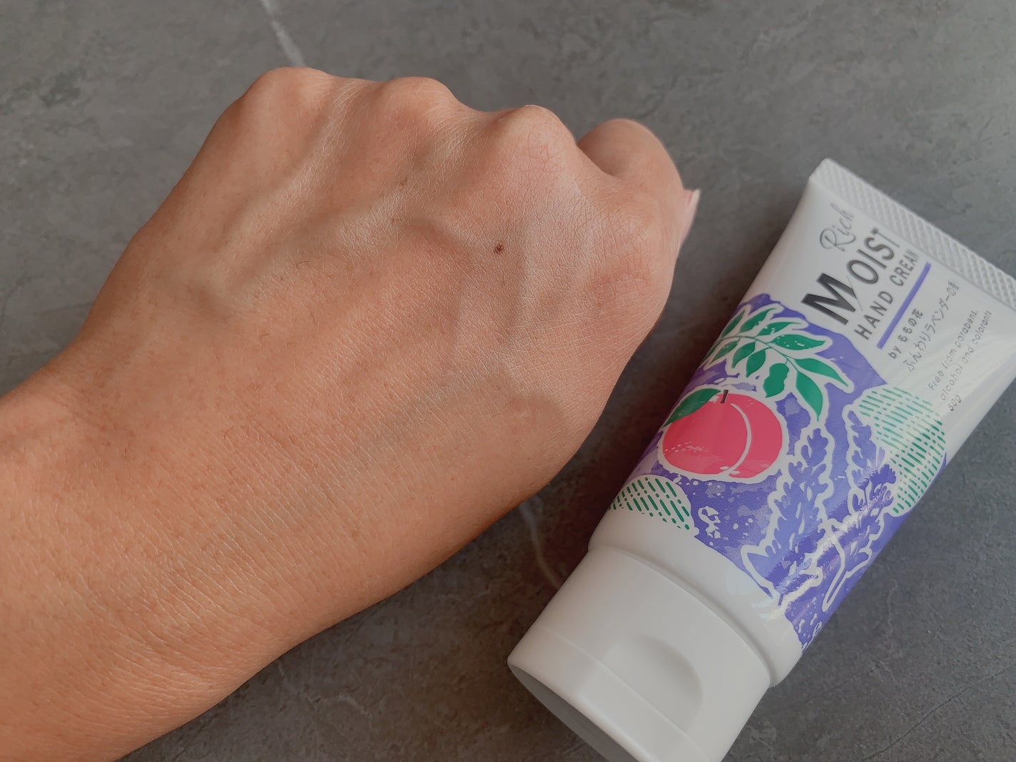 momo on LIPS 「\ももの花から新ハンドクリームでるってよ🍑/ も..」(7枚目)