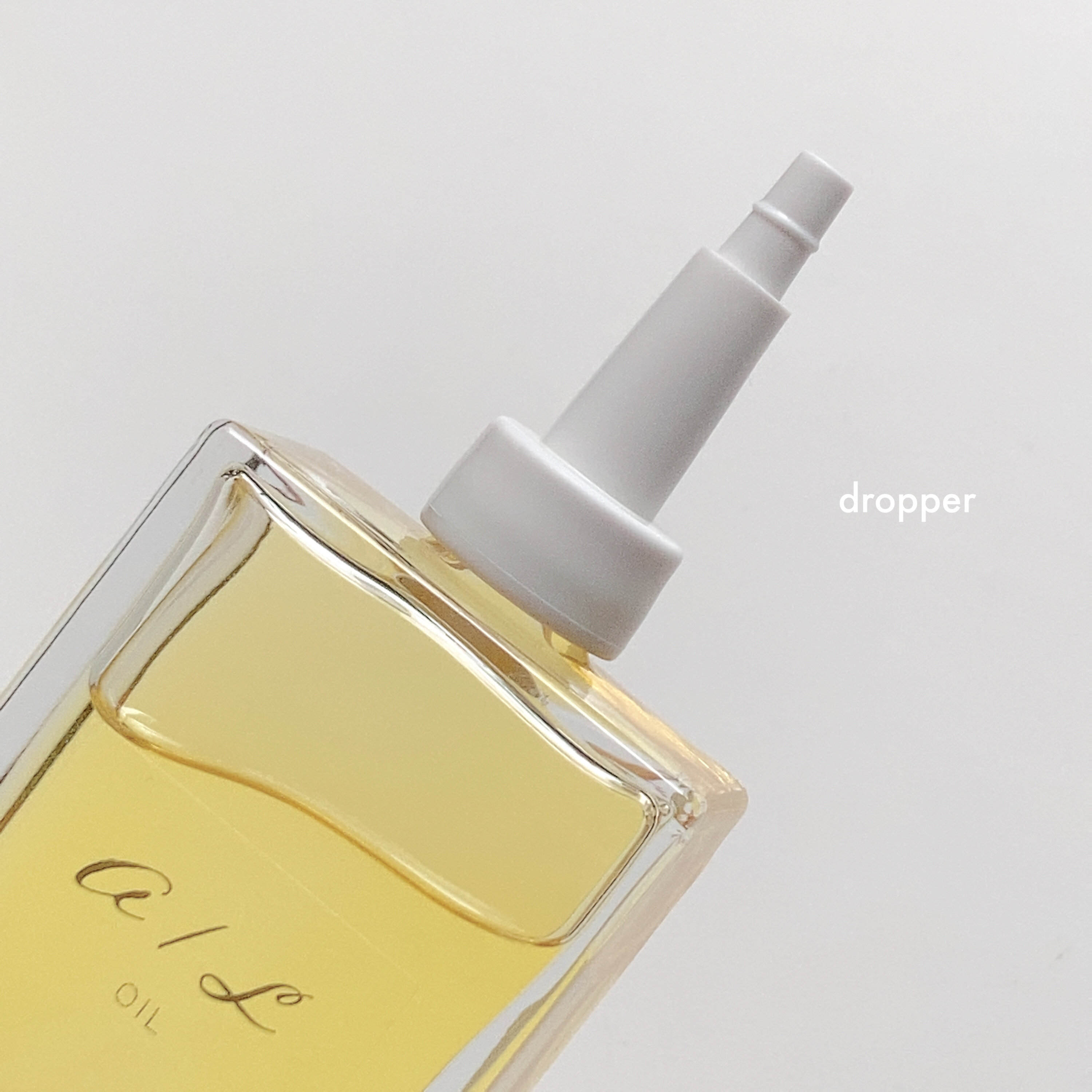 ナチュラルオイル〈ヘア&ボディ&ハンド用オイル〉/ainaLyra /ボディオイルを使ったクチコミ（2枚目）