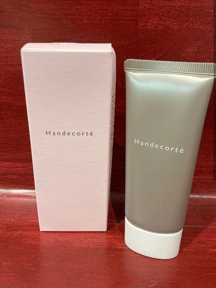 ハンデコルテ/キユートピア/ネック・デコルテケアを使ったクチコミ(1枚目)