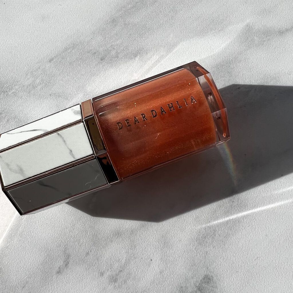 パラダイスオーロラシャインリップトリートメント ムーングロー/DEAR DAHLIA/リップグロスを使ったクチコミ（2枚目）