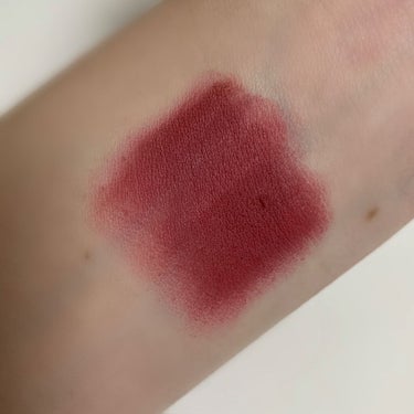 lilybyred romantic liar mousse tintのクチコミ「リリバイのふわふわムースティント💭



リリバイはカラバリ豊富でデザインもスタイリッシュで素.....」（3枚目）