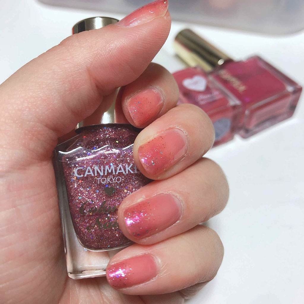 カラフルネイルズ/キャンメイク/マニキュアを使ったクチコミ(1枚目)