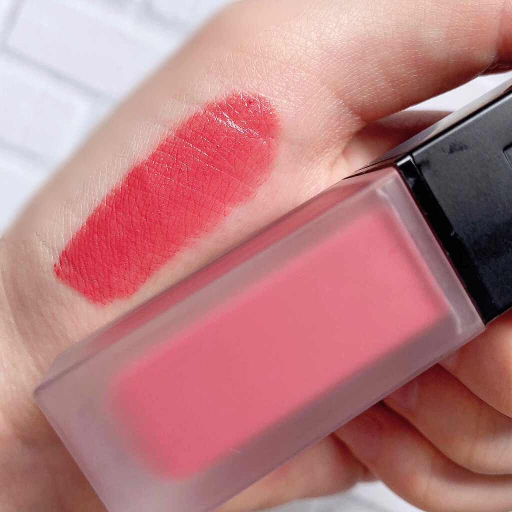 タトワージュ クチュール ベルベットクリーム NO216 ヌード エンブレム/YVES SAINT LAURENT BEAUTE/口紅を使ったクチコミ（2枚目）