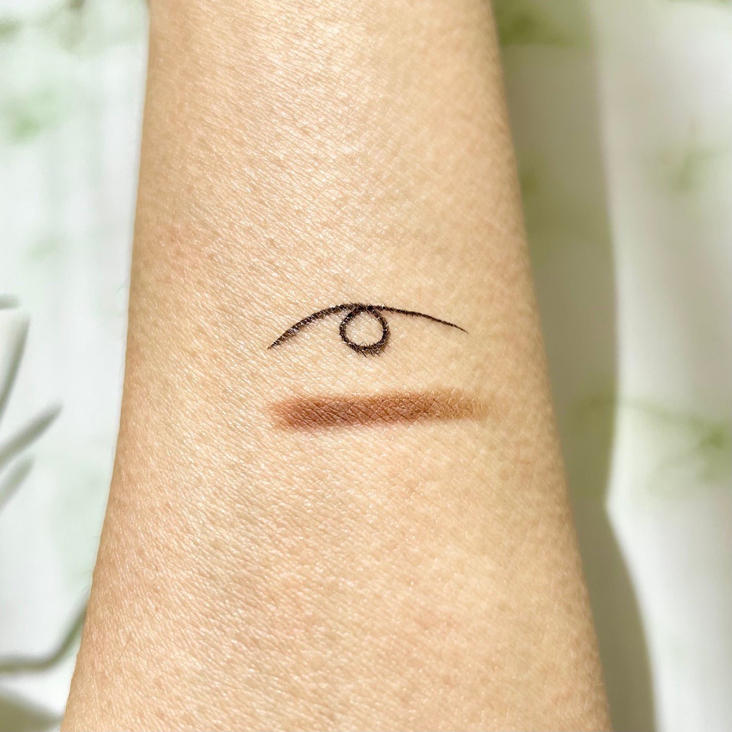 イルム ウルトラシン リキッドアイライナー/ILM/リキッドアイライナーを使ったクチコミ(6枚目)