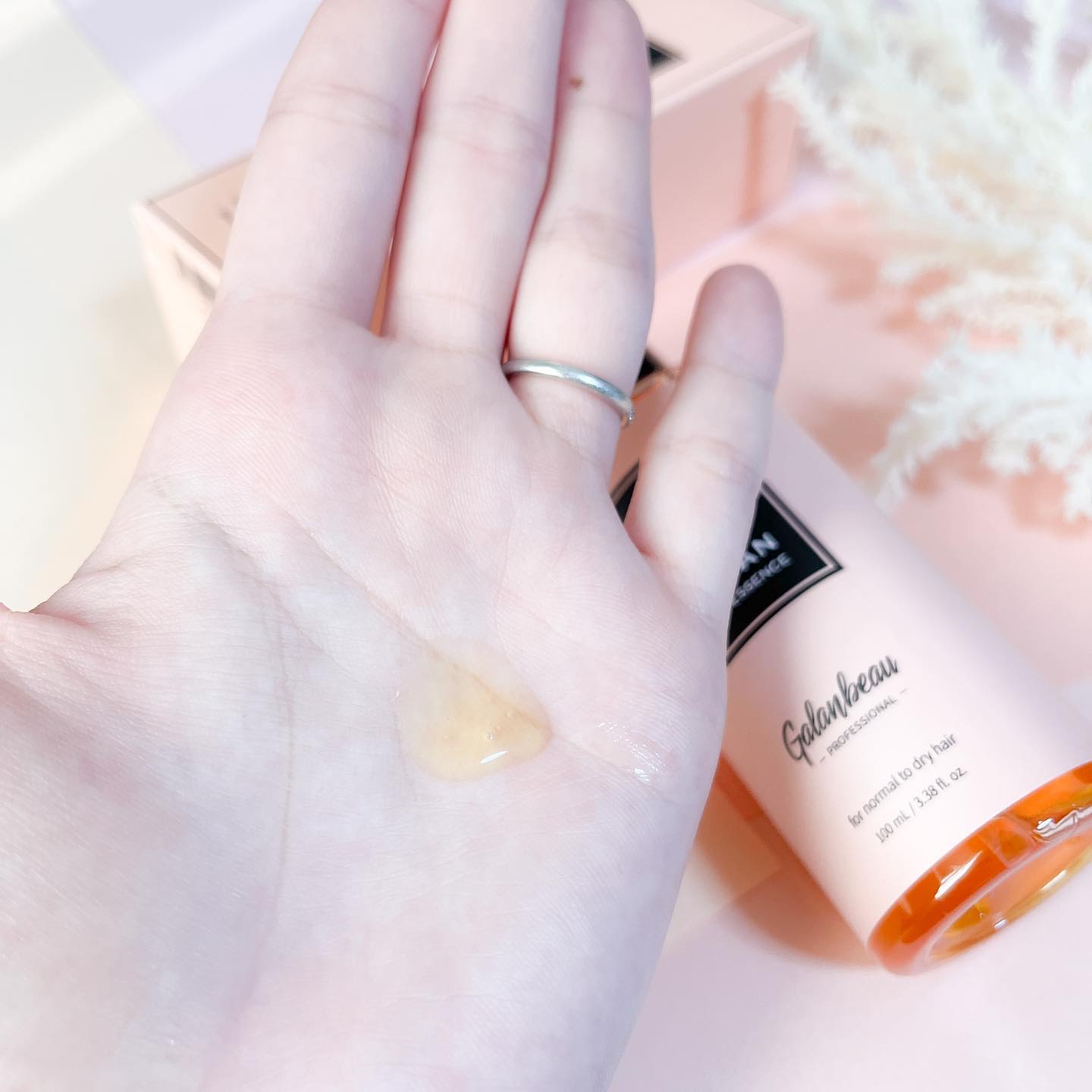 モモアルガンヘアエッセンス ピンクグレープフルーツの香り/ガランビュー/ヘアオイルを使ったクチコミ（2枚目）