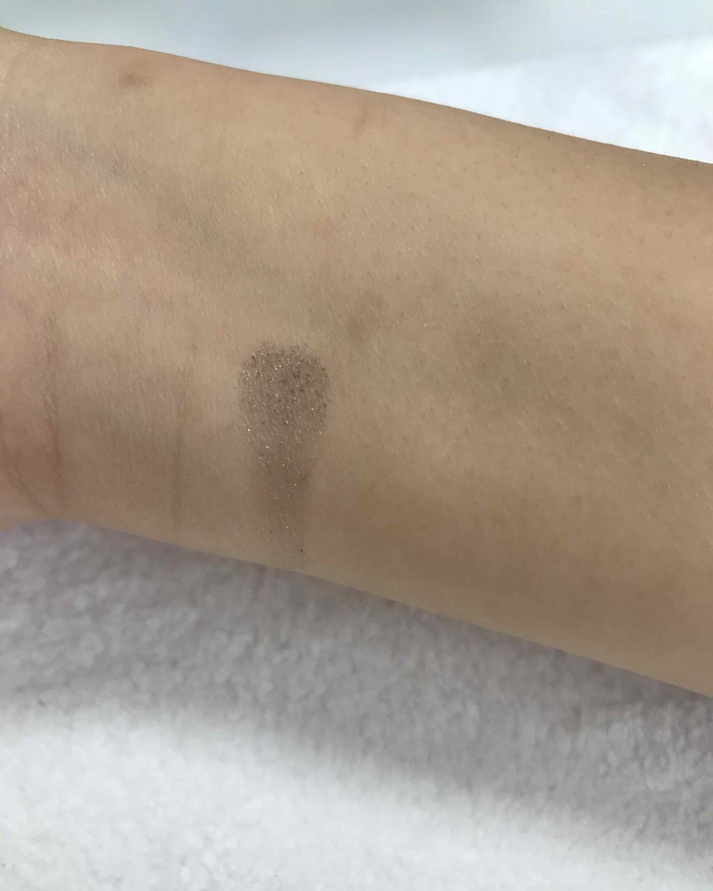 アディクション ザ アイシャドウ/ADDICTION/単色アイシャドウを使ったクチコミ（2枚目）