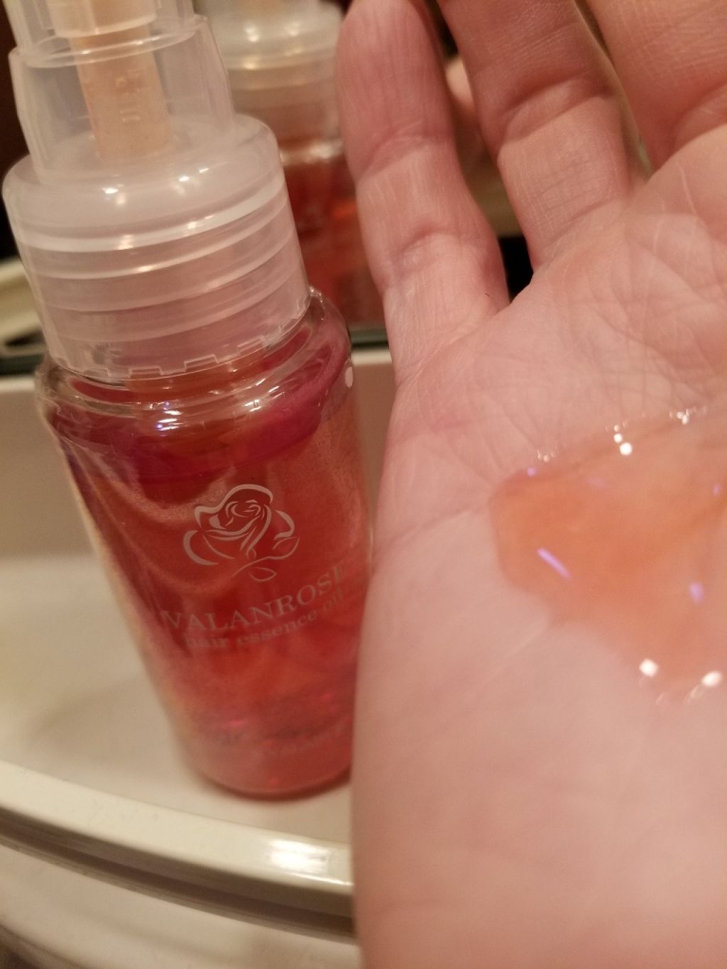 ヘアエッセンスオイル/VALANROSE/ヘアオイルを使ったクチコミ（2枚目）