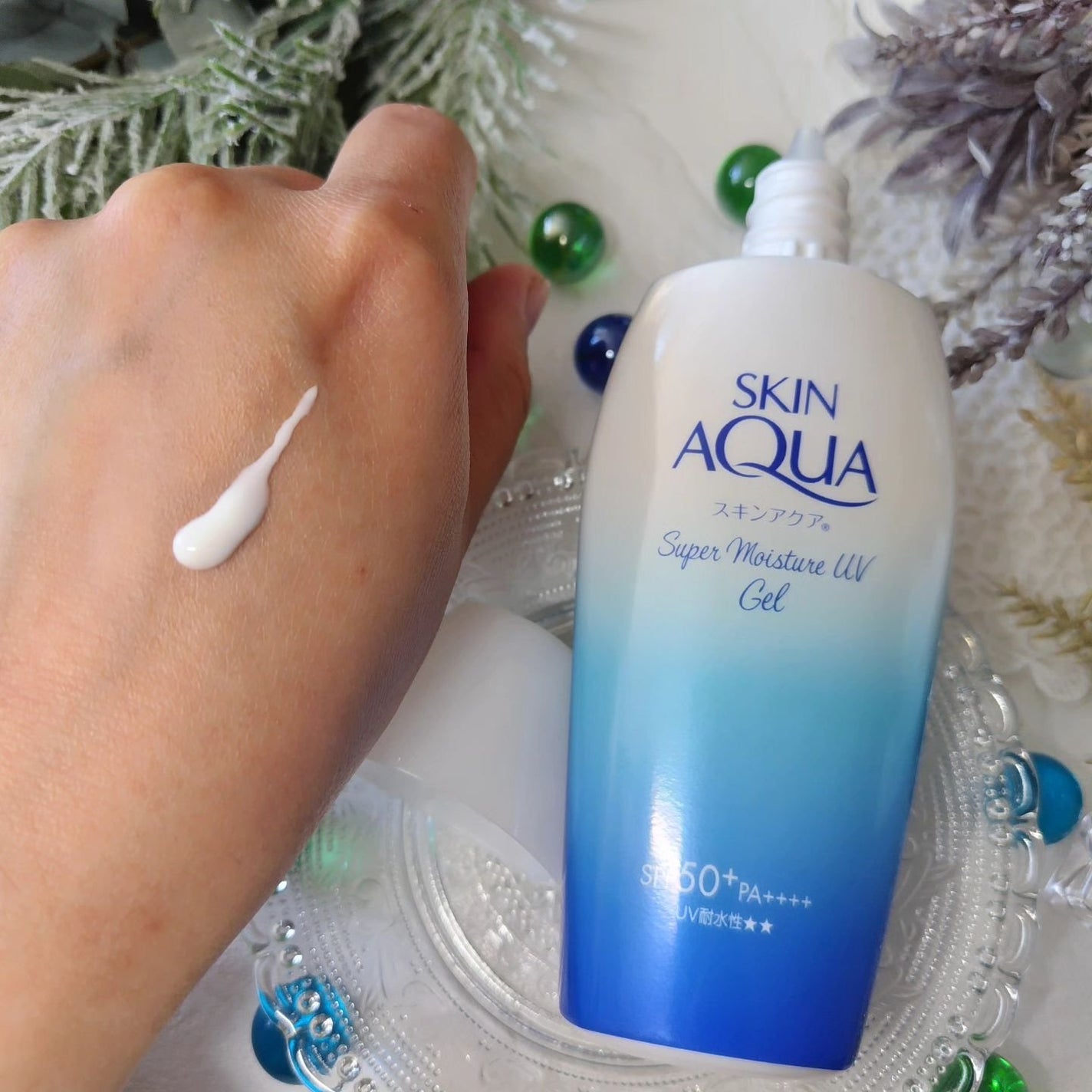 きゃな on LIPS 「スキンアクアの商品モニターに協力中です。うるっとぷるん肌🎶スキ..」(1枚目)