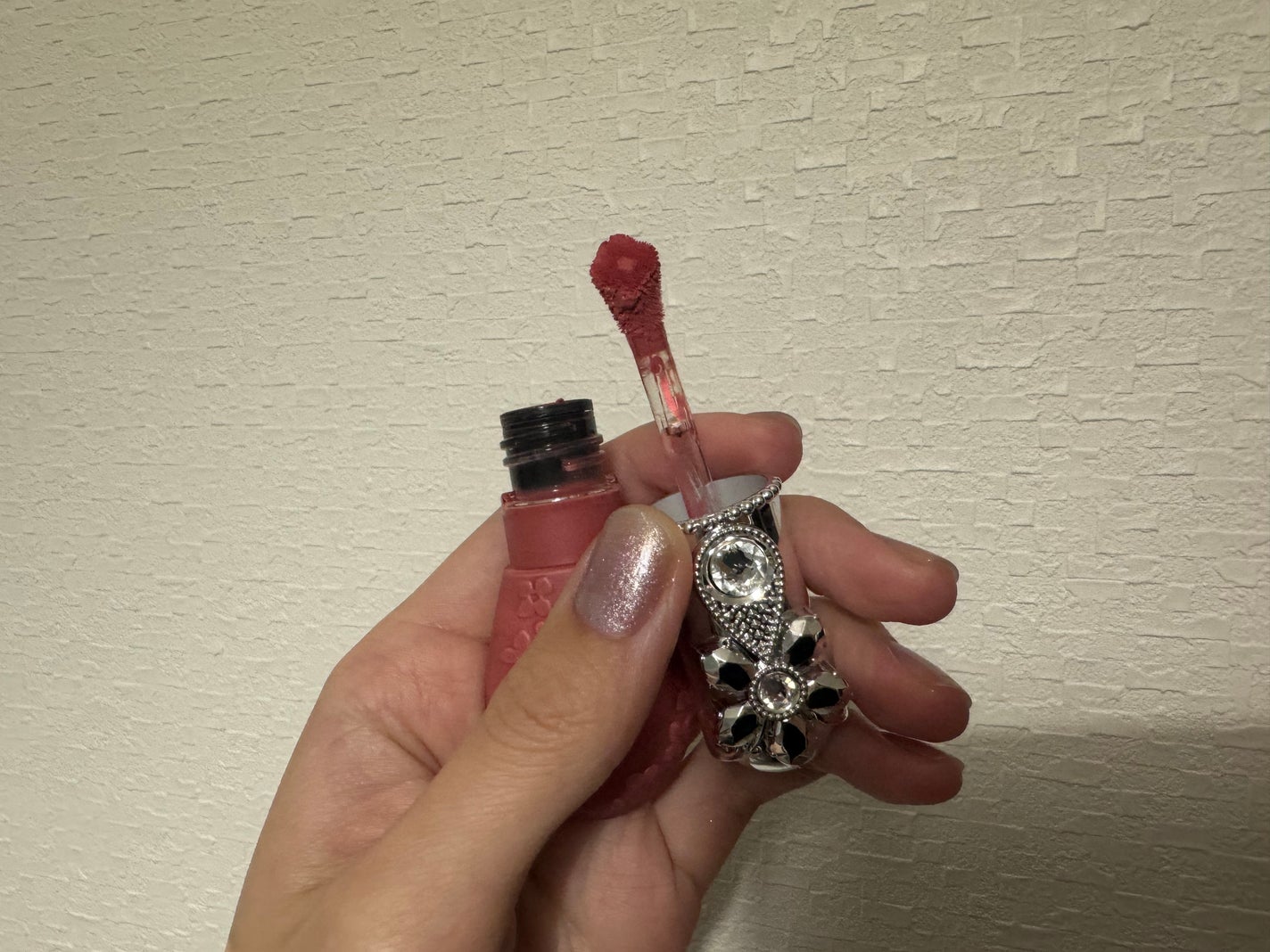 ジルスチュアート ブルームドロップ リップ&チーク シフォン/JILL STUART/リキッドチークを使ったクチコミ(2枚目)