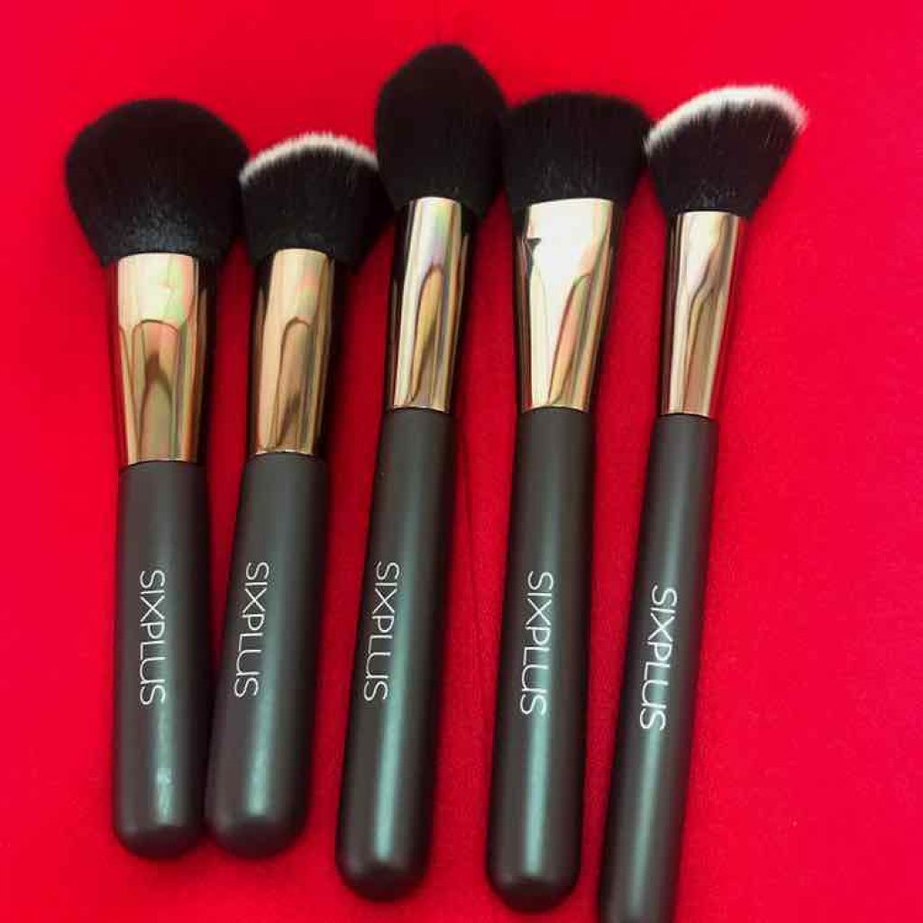 15本メイクブラシセット/SIXPLUS/メイクブラシを使ったクチコミ（2枚目）