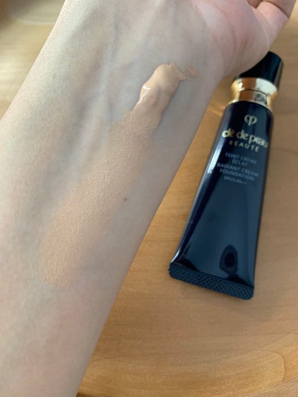 クレ・ド・ポー ボーテ タンクレームエクラn/クレ・ド・ポー ボーテ/クリーム・エマルジョンファンデーションを使ったクチコミ(3枚目)