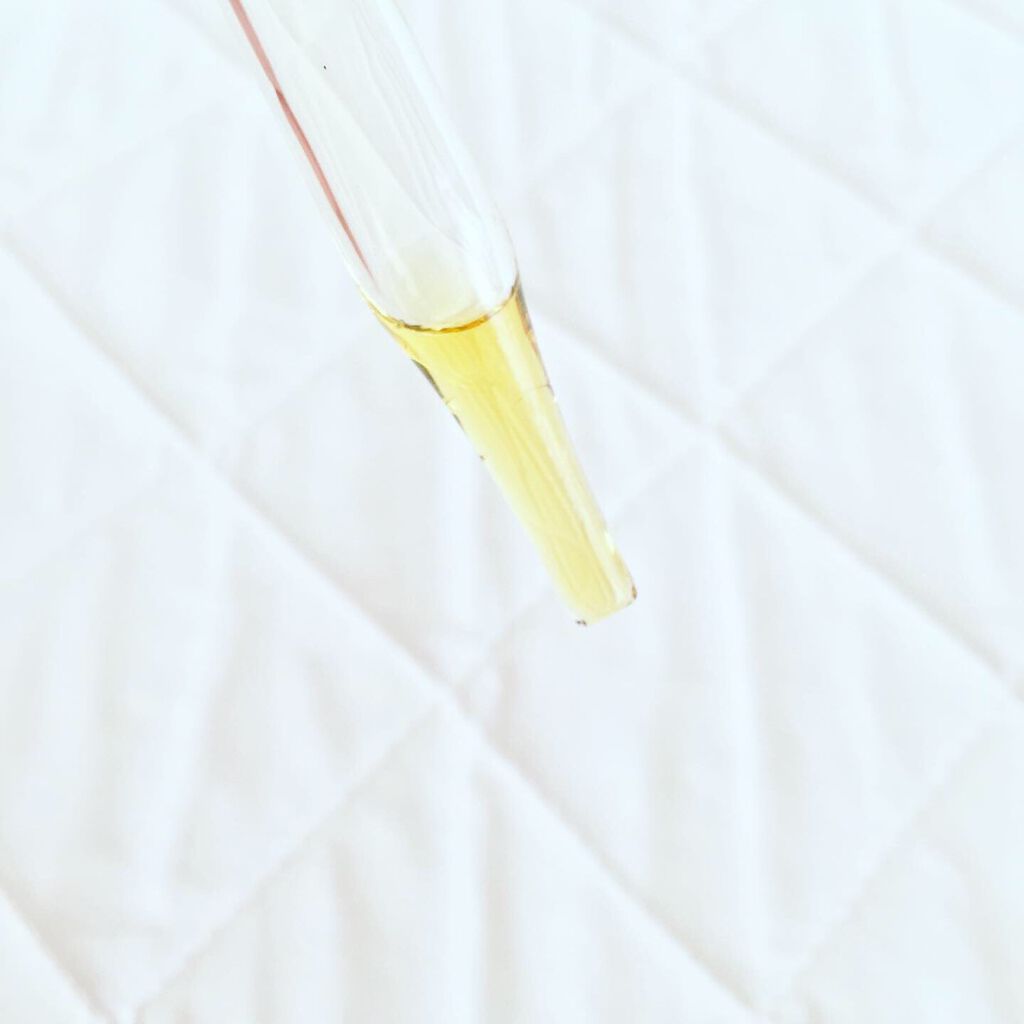 アスタキサンチン配合美容液 アスタキサンチン20/Celife/美容液を使ったクチコミ(2枚目)