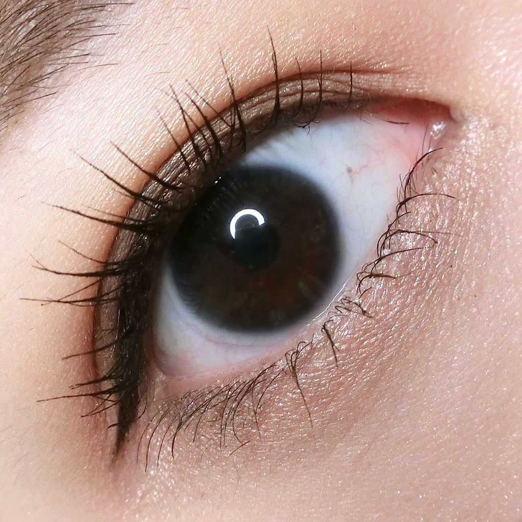 スイーツコレクション/マリブビューティー/アイシャドウパレットを使ったクチコミ（3枚目）