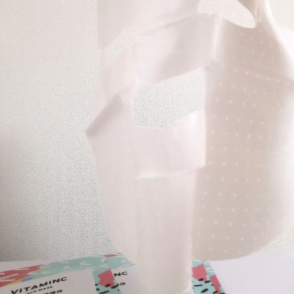 lili on LIPS 「『KISOフェイスマスク(30枚セット)』10種類のマスクがあ..」(4枚目)