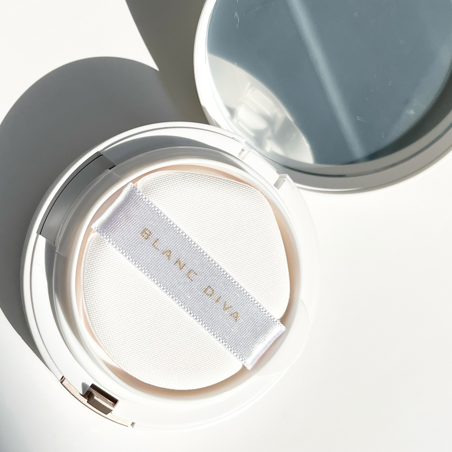 GLEAM COVERAGE CUSHION/BLANC DIVA/クッションファンデーションを使ったクチコミ（2枚目）