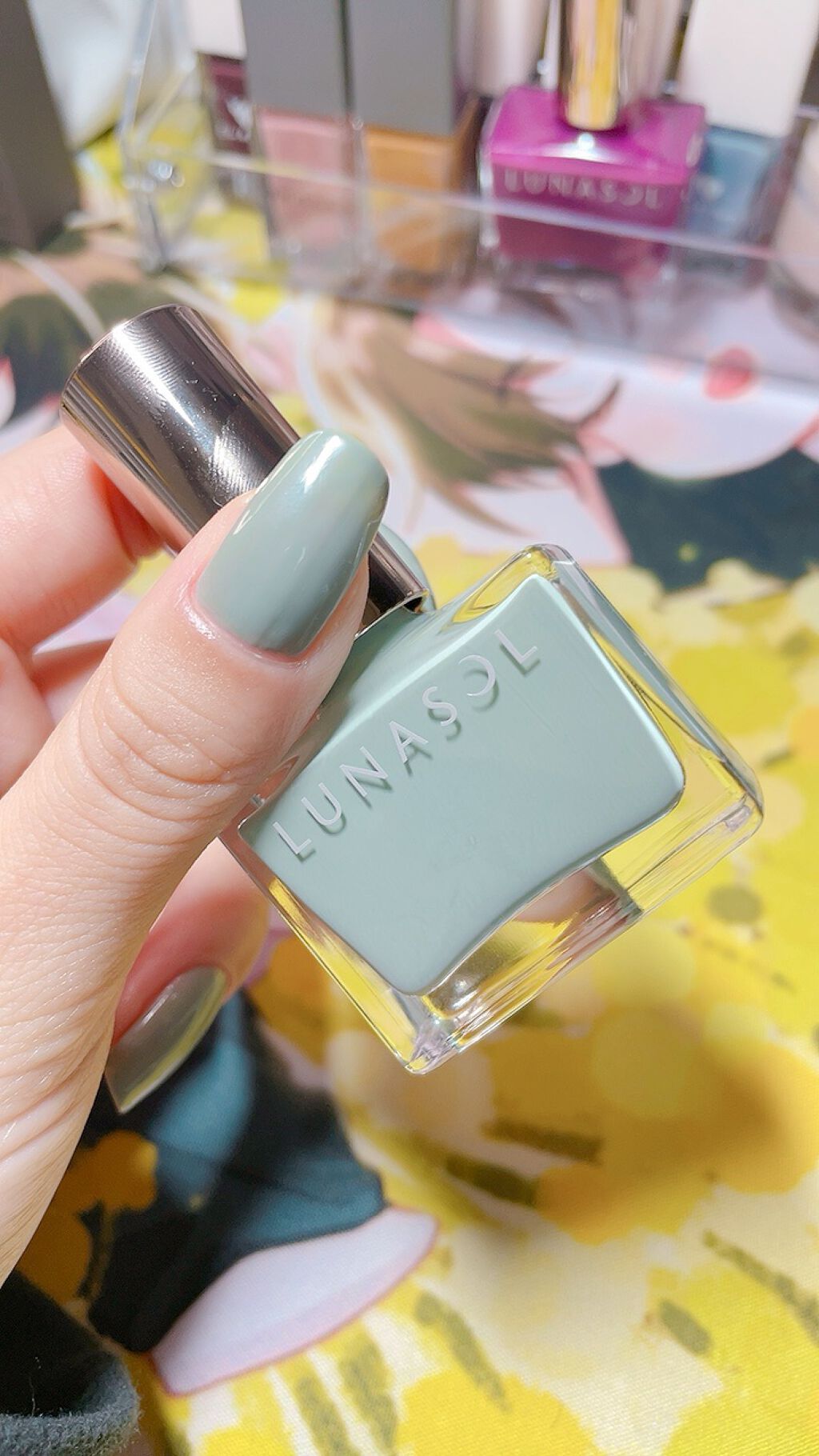 ルナソル ネイルポリッシュ EX07 Cedar Green/LUNASOL/マニキュアを使ったクチコミ（2枚目）