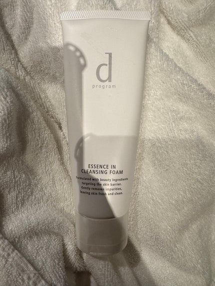 エッセンスイン クレンジングフォーム/d プログラム/洗顔フォームを使ったクチコミ(1枚目)