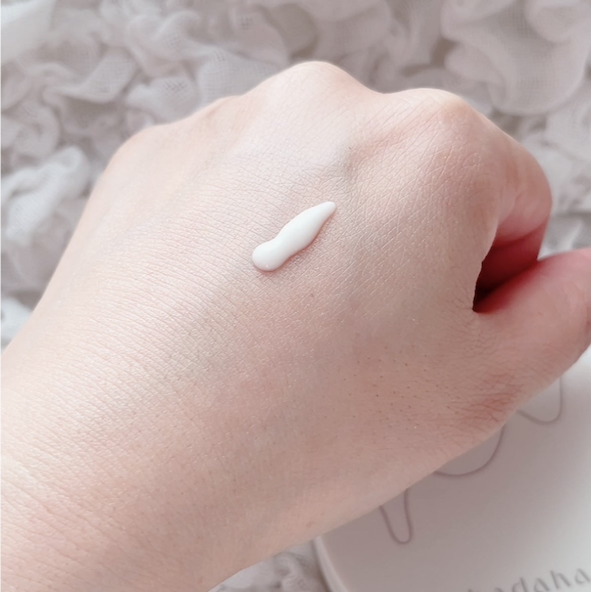 モイスチャーフィットクッション 02 ナチュラル/hadaha/クッションファンデーションを使ったクチコミ（3枚目）