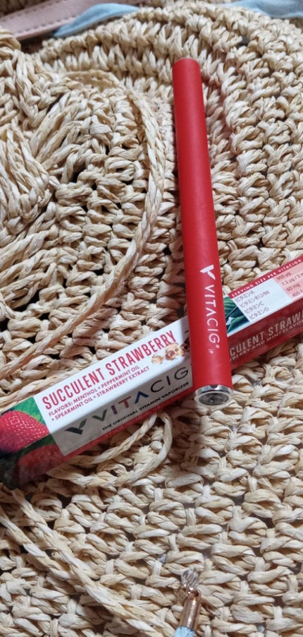 ヘアフレグランス ザクロ&ワイルドベリー/ヴィーナススパ/アウトバストリートメントを使ったクチコミ(2枚目)