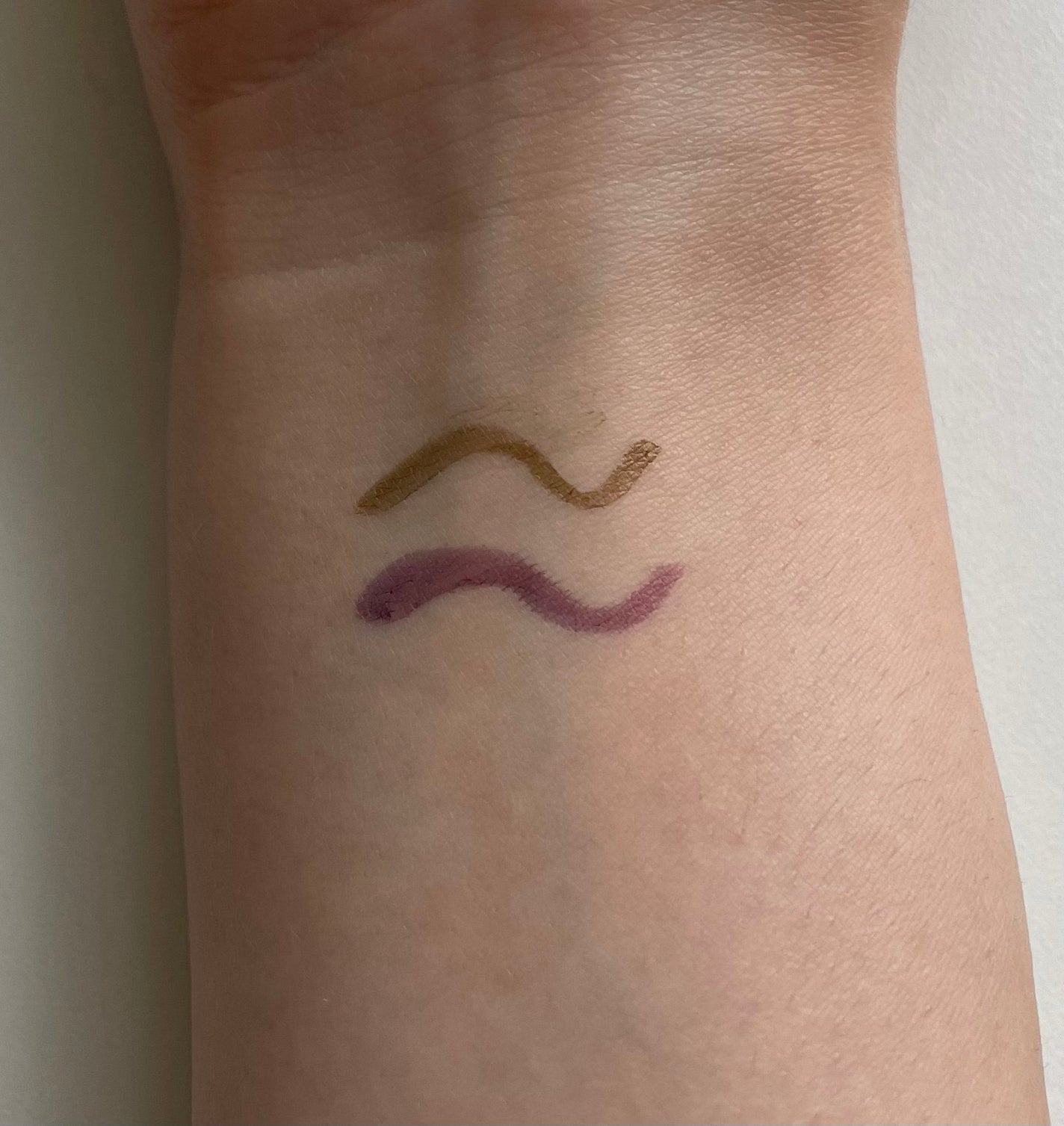 ウルトラカラー アイライナー/MAYBELLINE NEW YORK/リキッドアイライナーを使ったクチコミ(2枚目)