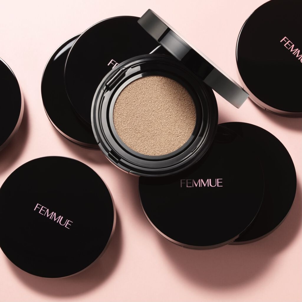 【FEMMUE】ツヤ肌が持続する新生クッションファンデ5名様へ✨（2枚目）
