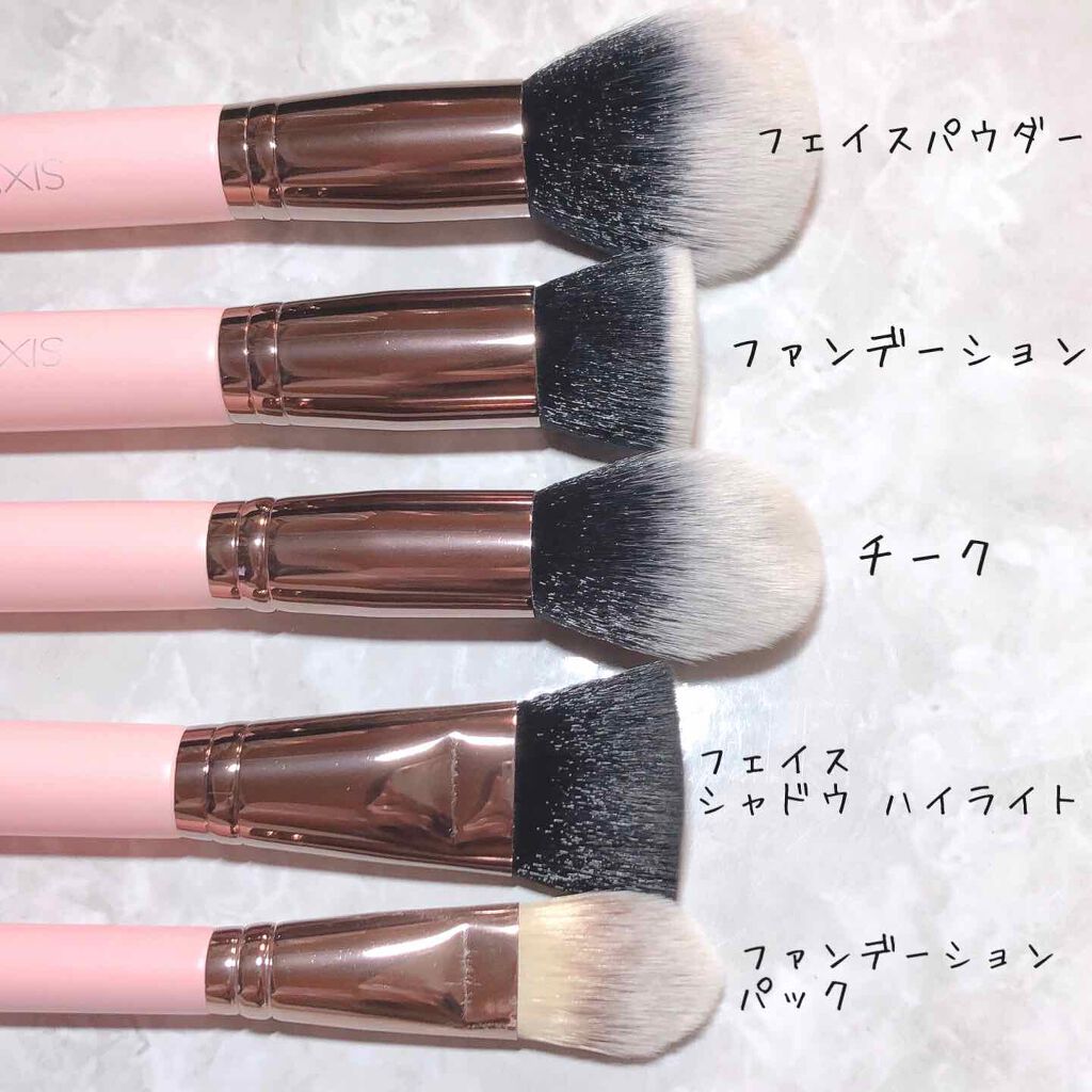 SIXPLUS ピンク色 メイクブラシ15本セットのクチコミ「メイクの気分が上がる❀(*´▽`*)❀
SIX PLUSのピンクのメイクブラシ💓💓

Amaz.....」（2枚目）