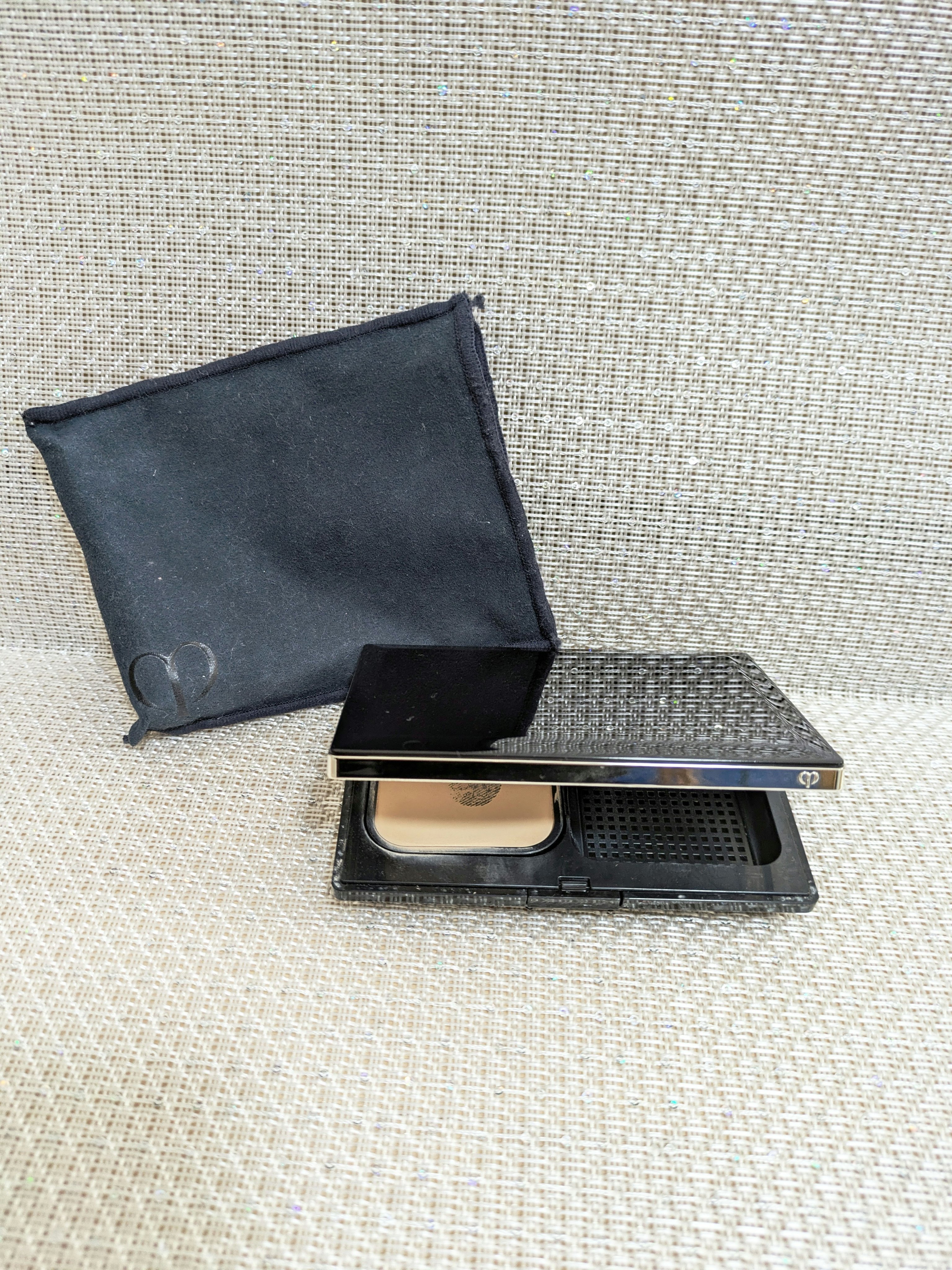 タンプードルエクラ オークル20 / クレ・ド・ポー ボーテ(Cle de Peau