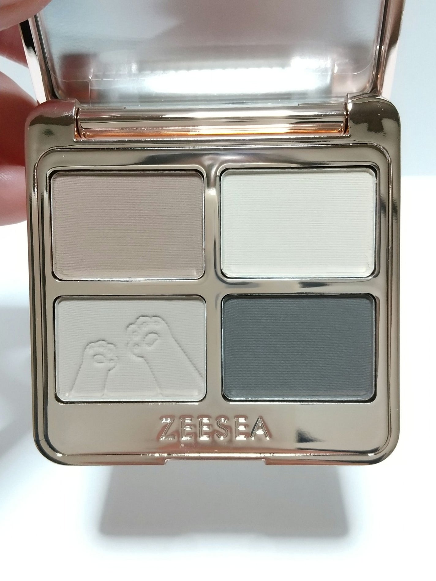 アニマルアイシャドウ(4シェード)/ZEESEA/アイシャドウパレットを使ったクチコミ(3枚目)