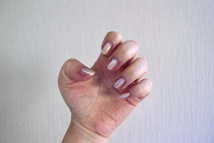 ネイルホリック リミテッドカラー Sparkle ornament GD077/ネイルホリック/マニキュアを使ったクチコミ(2枚目)