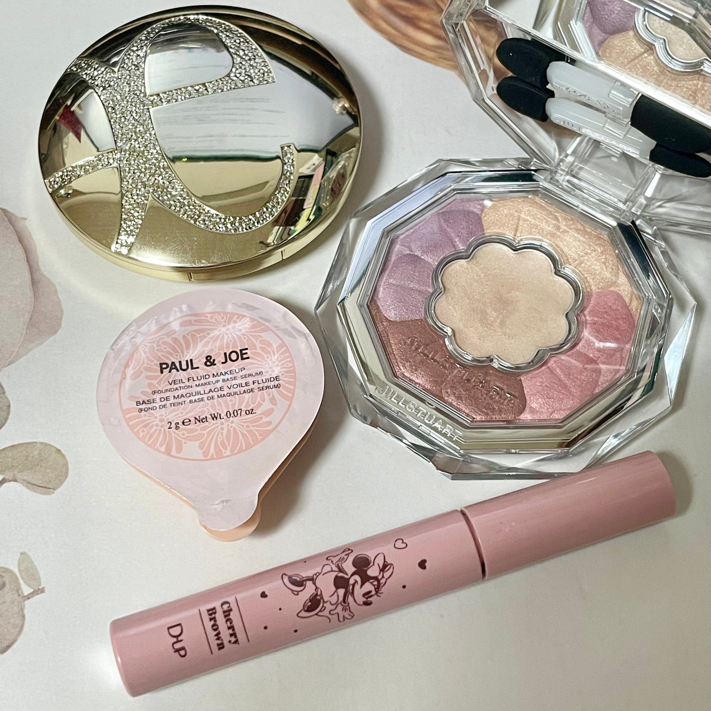 ラ プードル オートニュアンス/Elégance/プレストパウダーを使ったクチコミ(1枚目)