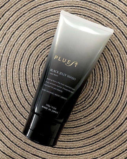 BLACK JELLY WASH(ブラックジェリーウォッシュ)/PLUEST/その他洗顔料を使ったクチコミ(3枚目)