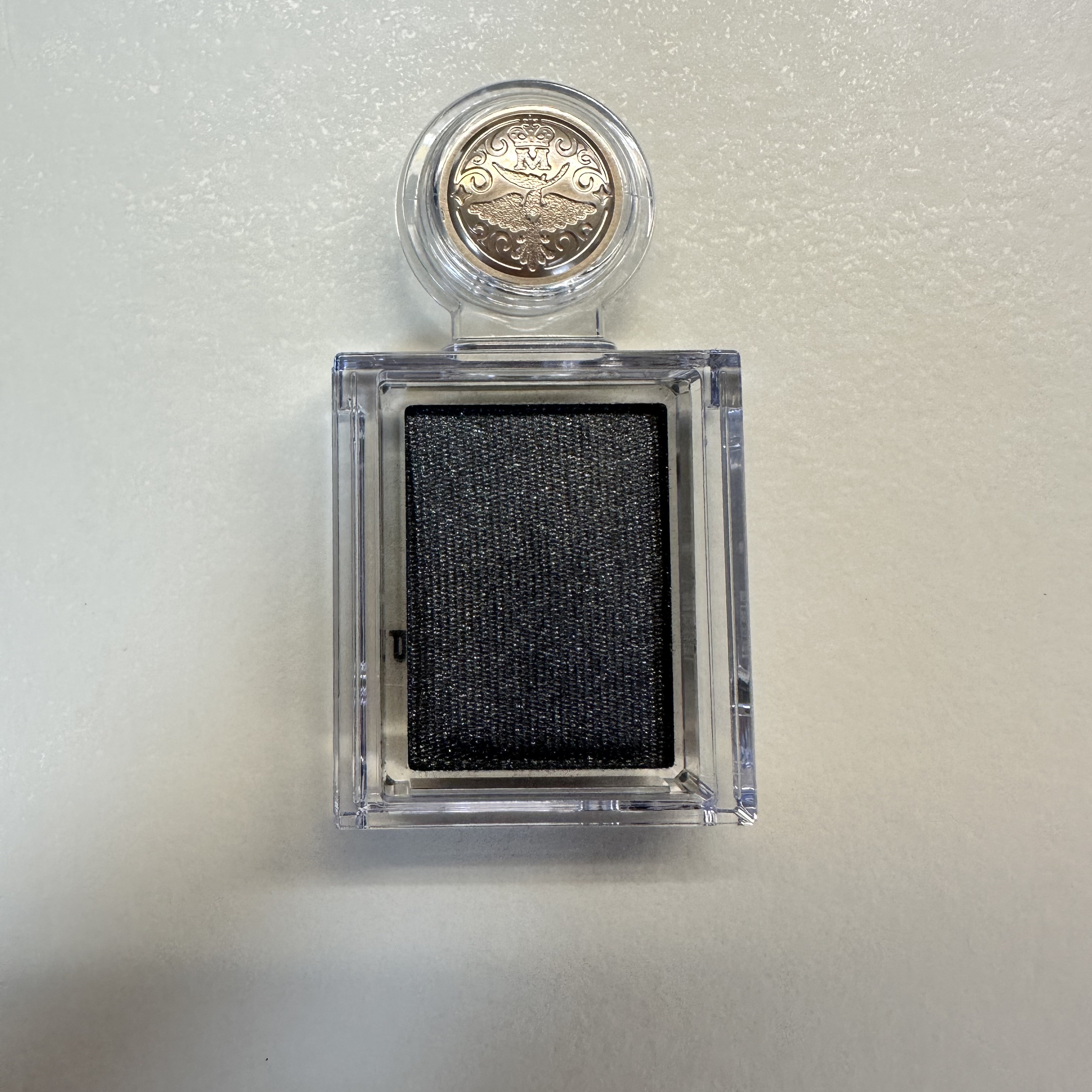 シャドーカスタマイズ BK922 黒蜥蜴/MAJOLICA MAJORCA/単色アイシャドウを使ったクチコミ（2枚目）