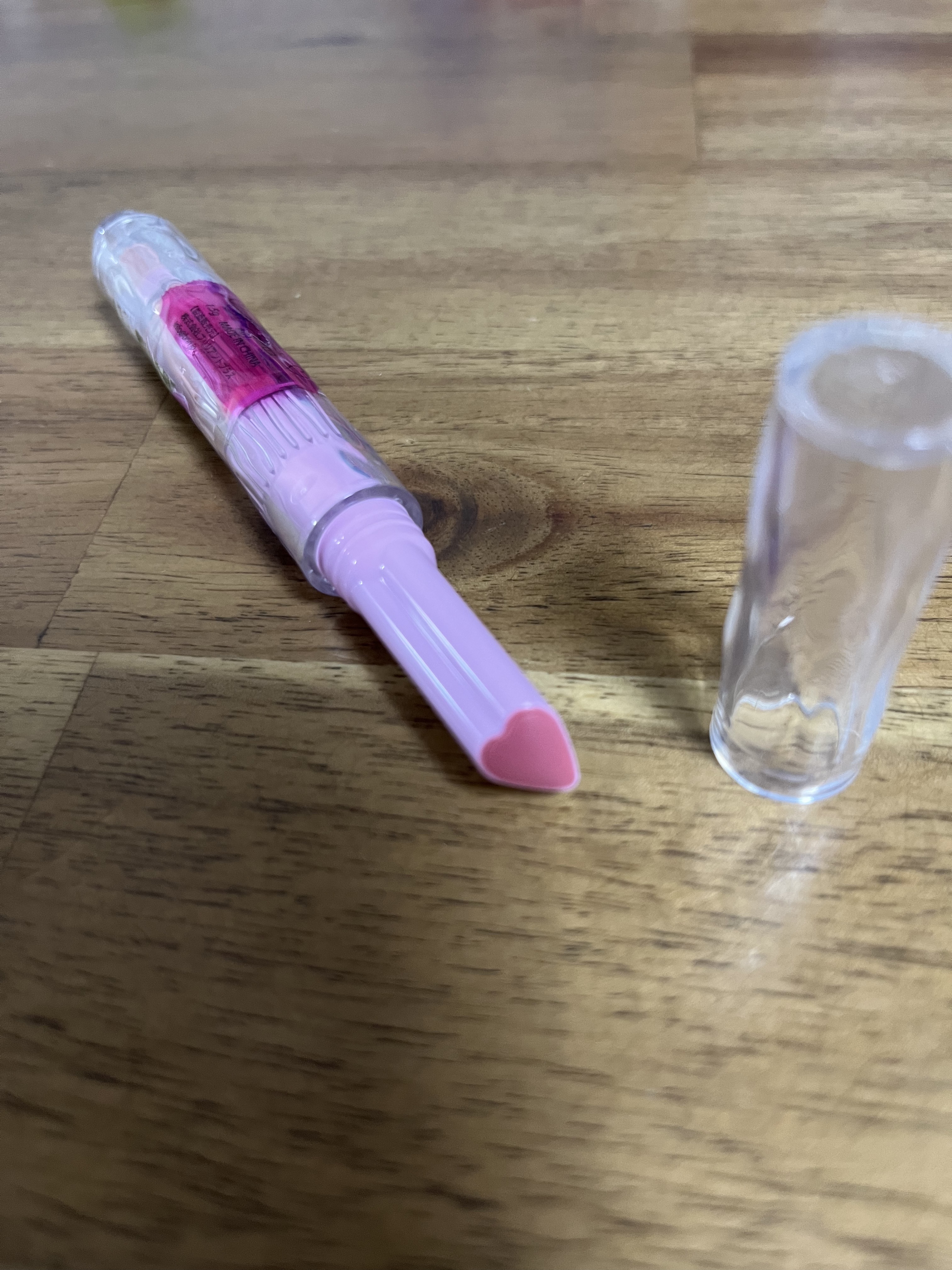 フロレット メルティーハート スティックグロス 01 チェリーブロッサム/FLORTTE/口紅を使ったクチコミ（2枚目）