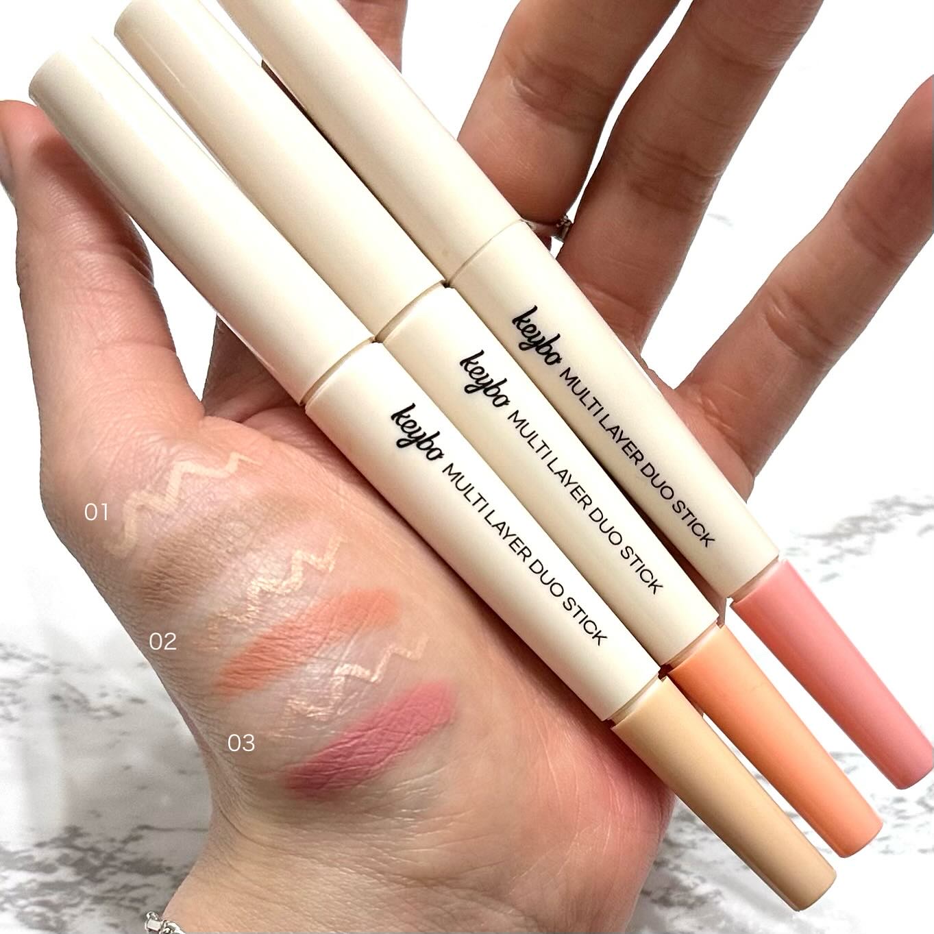 マルチレイヤーデュオスティック/keybo/リップライナーを使ったクチコミ（3枚目）