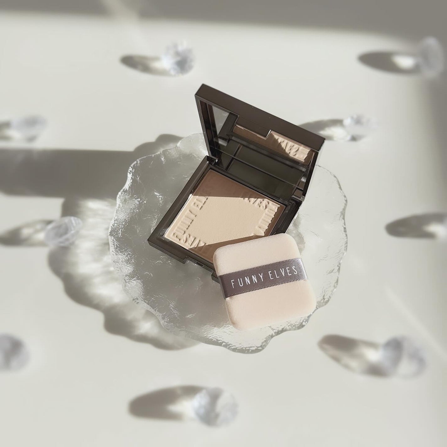 ソフトマットプレストパウダー/FUNNY ELVES方里/プレストパウダーを使ったクチコミ(1枚目)