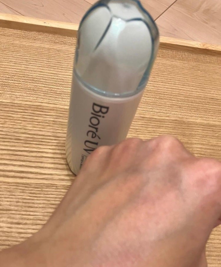 ビオレUV アクアリッチ アクアハイライトローション(水層ハイライトUV)/ビオレ/日焼け止めローションを使ったクチコミ(3枚目)