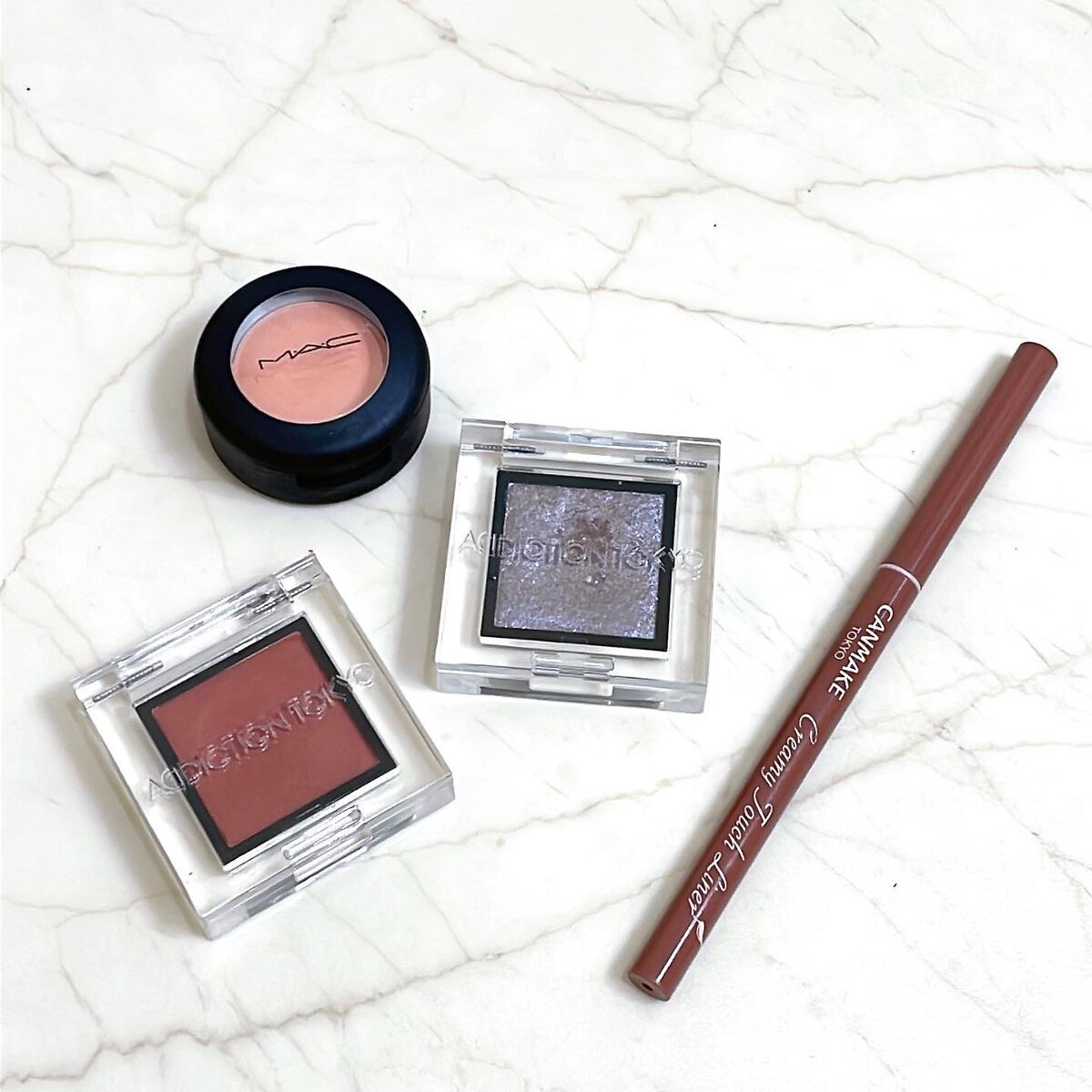 パウダー キス アイシャドウ/M・A・C/単色アイシャドウを使ったクチコミ（1枚目）