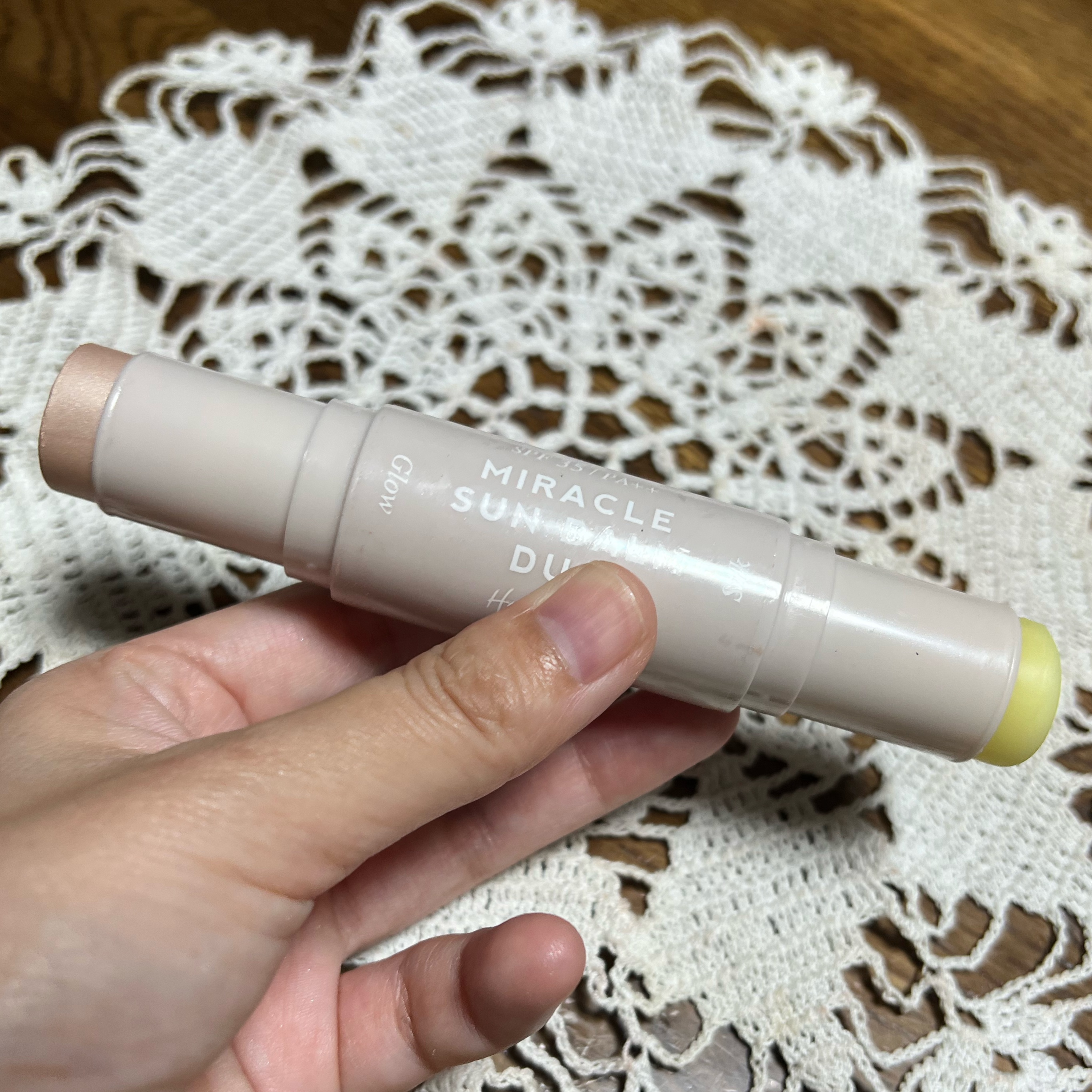 ミラクル サンバーム デュオ/Her lip to BEAUTY/日焼け止めスティックを使ったクチコミ（2枚目）