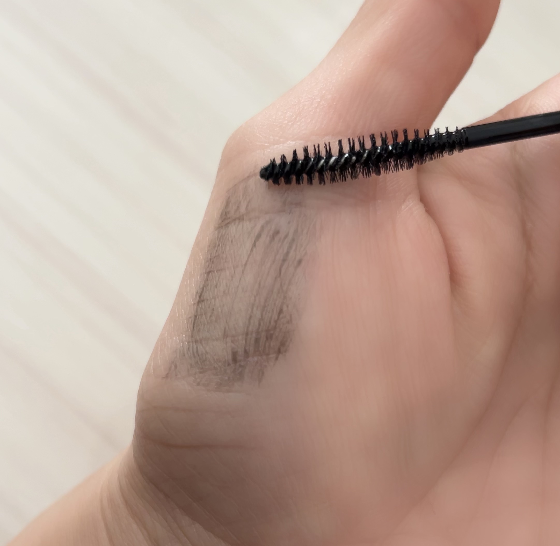 LASH & BROW ENRICHED BLACK SERUM/MARSHIQUE/まつげ美容液を使ったクチコミ（3枚目）