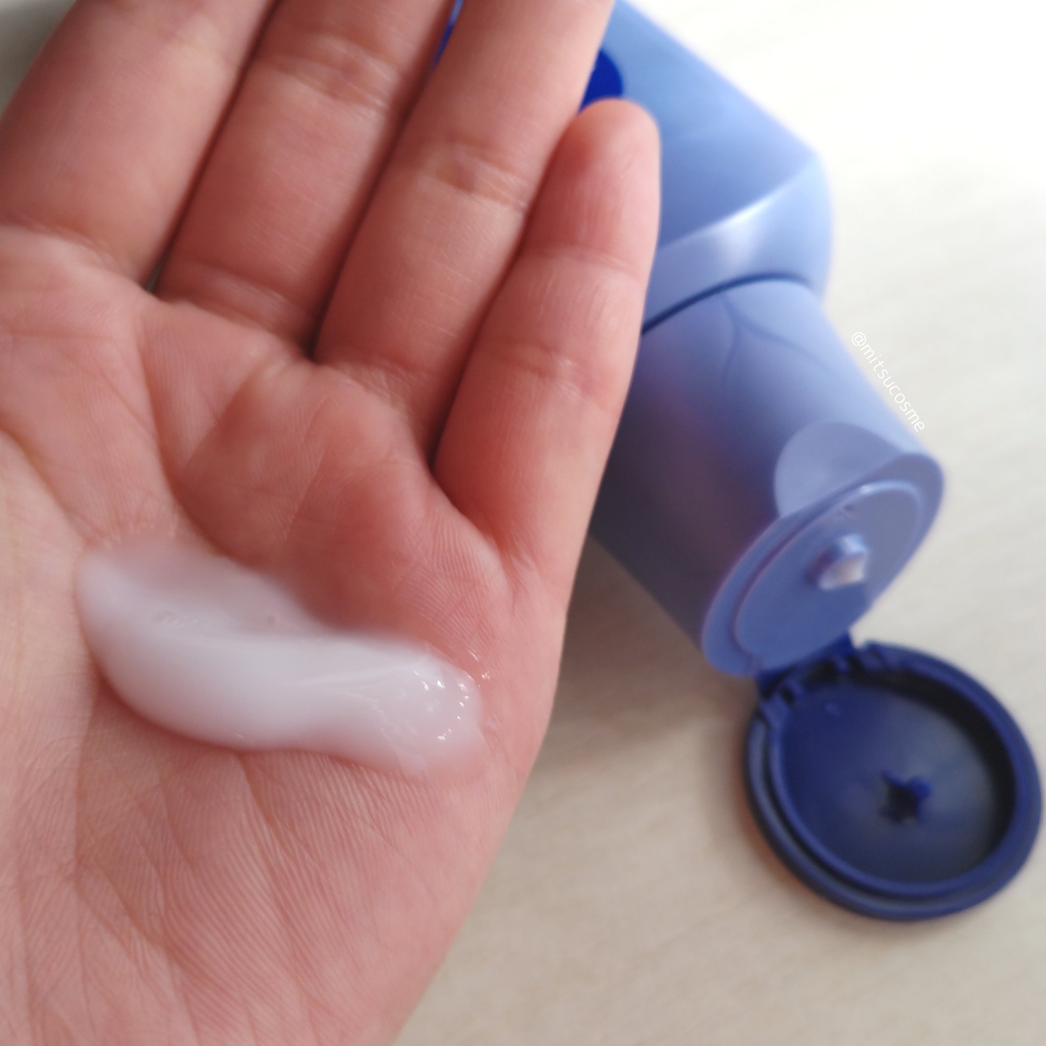 ニベア プレミアムボディミルク モイスチャー 無香料/ニベア/ボディミルクを使ったクチコミ（3枚目）