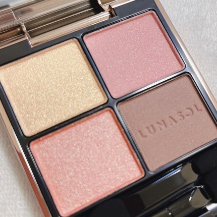 アイカラーレーション/LUNASOL/アイシャドウパレットを使ったクチコミ(2枚目)